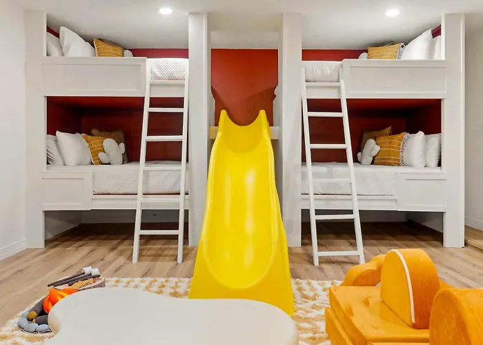 Casa vacanze Sleeps 18 Private Pool & Hot Tub Playground Phoenix