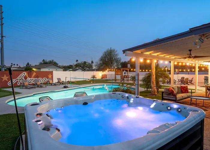 Casa vacanze Sleeps 18 Private Pool & Hot Tub Playground