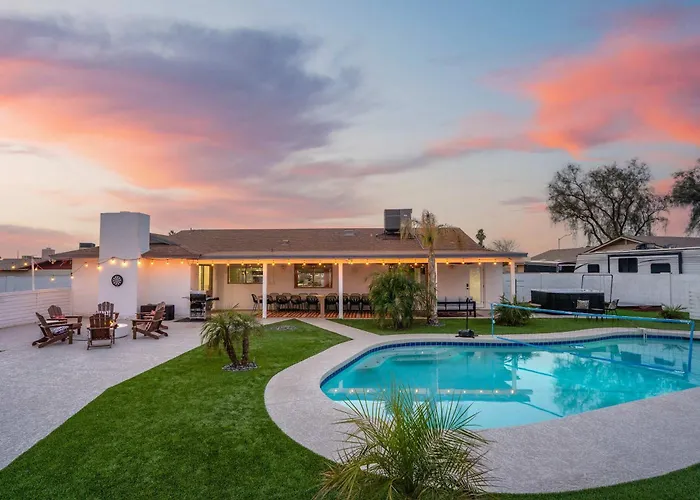 Sleeps 18 Private Pool & Hot Tub Playground Phoenix
