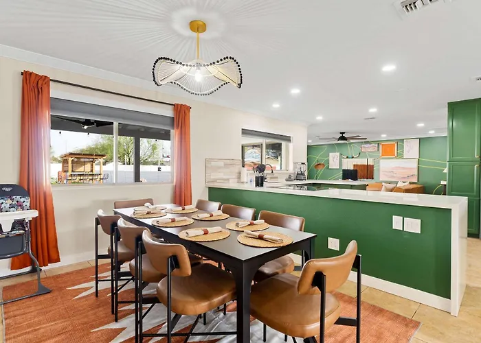 Sleeps 18 Private Pool & Hot Tub Playground Phoenix