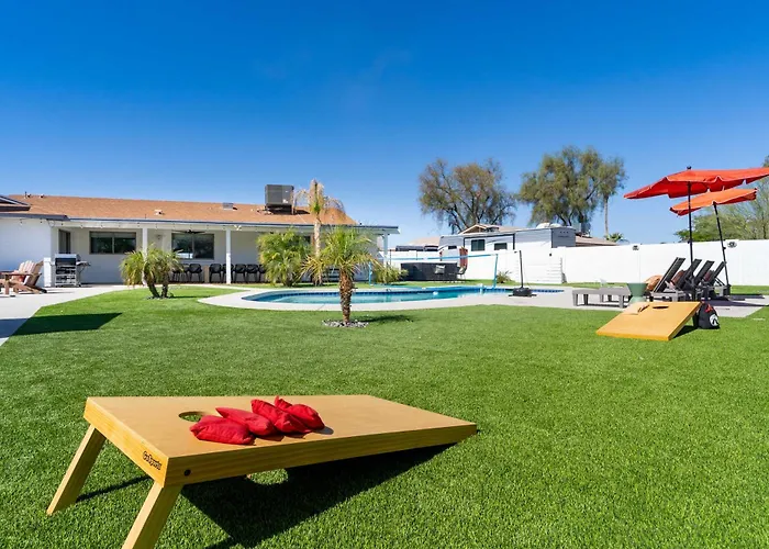 Sleeps 18 Private Pool & Hot Tub Playground * Phoenix